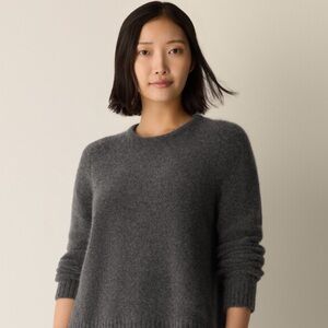 Eileen Fisher Charcoal Crew Neck 100% Cashmere Long Sweater with Side Slits 28”